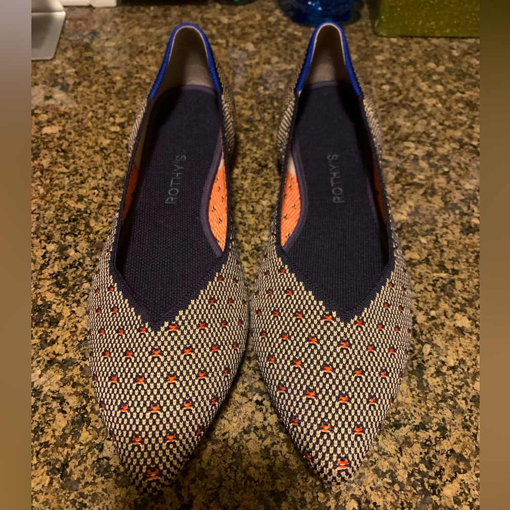 Rothy’s Navy/Coral Dot Pointed Toe Flats